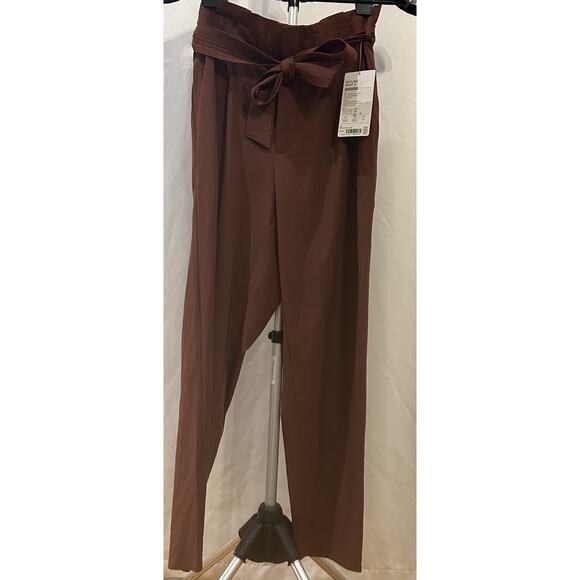 Athleta Pants - NWT Athleta Skyline Pant II Women's size 8